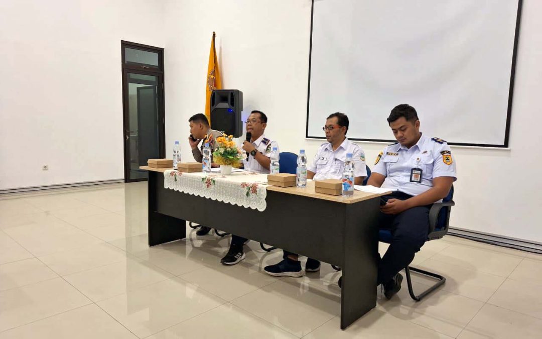 Rakor awak angkutan untuk perusahaan AKDP dan Angkutan Perkotaan Jalur A